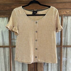 Great top with bell sleeves
